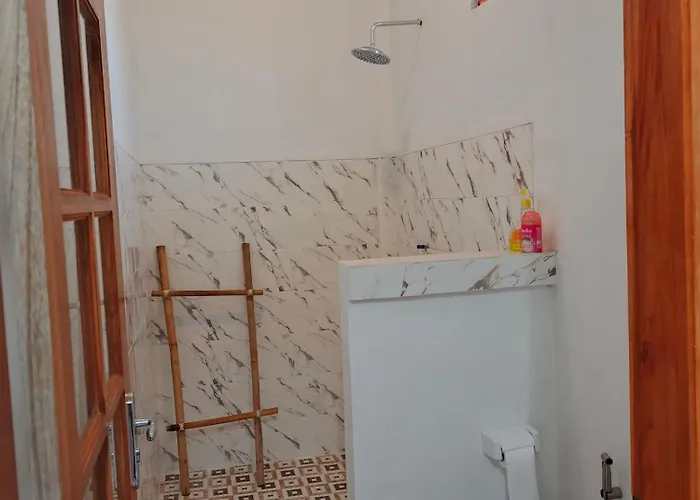 Friend House Surfcamp