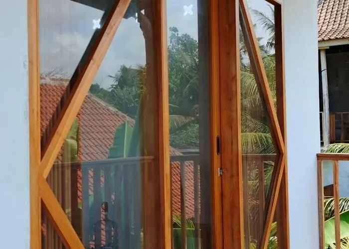 Friend House Surfcamp